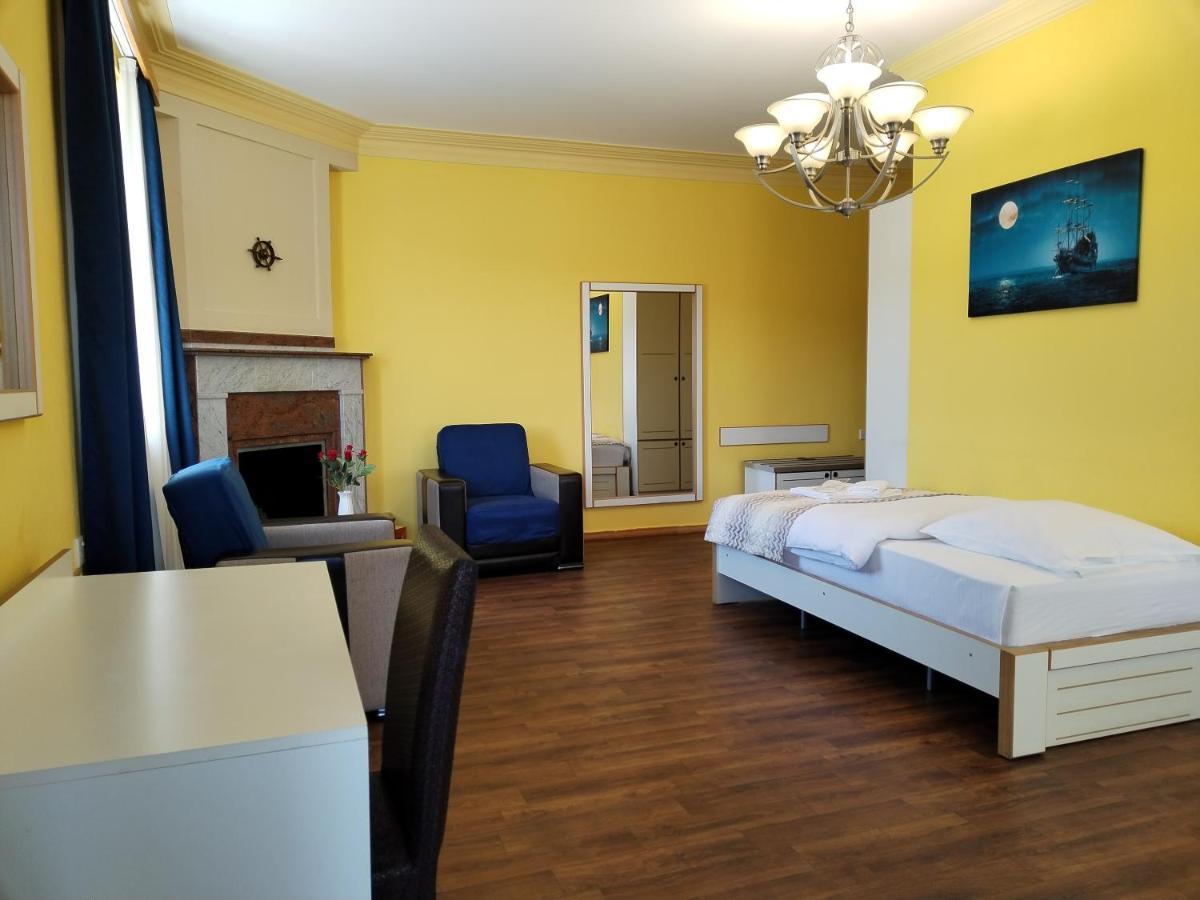 Hotel Blissdom 第比利斯 外观 照片