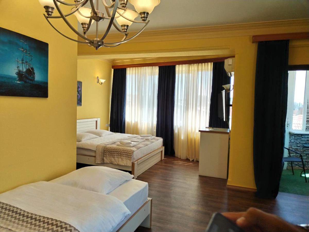 Hotel Blissdom 第比利斯 外观 照片