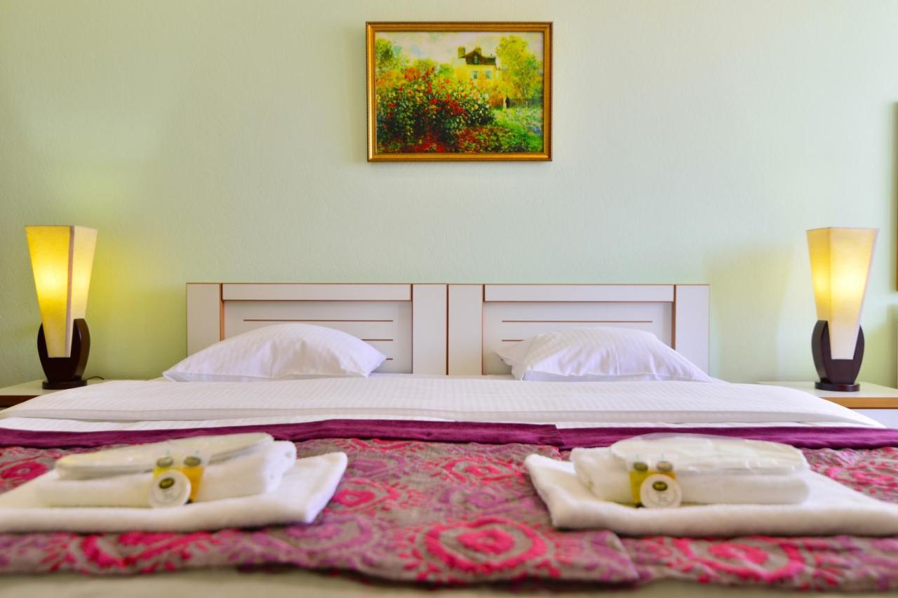 Hotel Blissdom 第比利斯 外观 照片