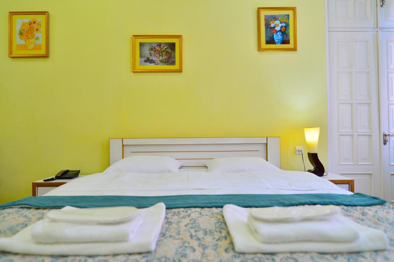Hotel Blissdom 第比利斯 外观 照片