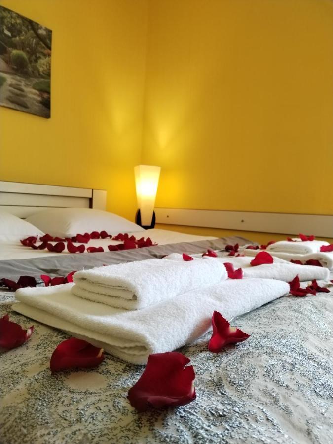 Hotel Blissdom 第比利斯 外观 照片