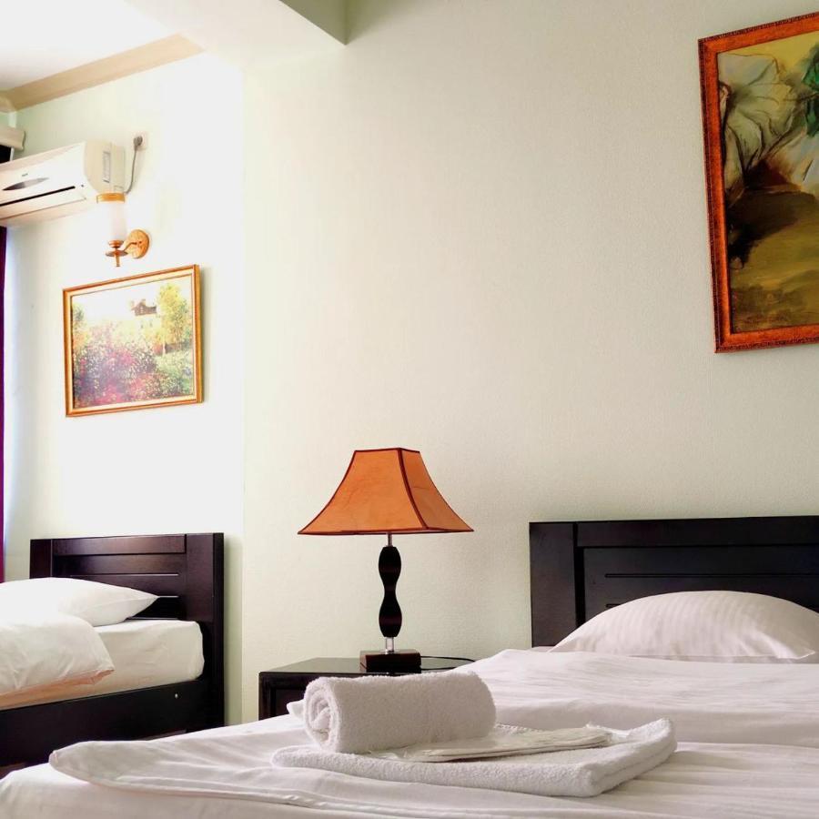 Hotel Blissdom 第比利斯 外观 照片